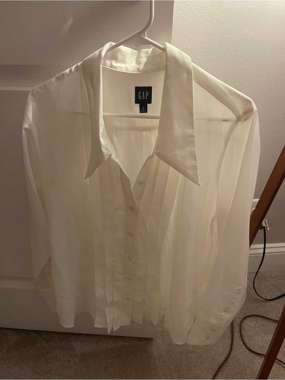 GAP Women’s Cream Dress Shirt - Pleated Front